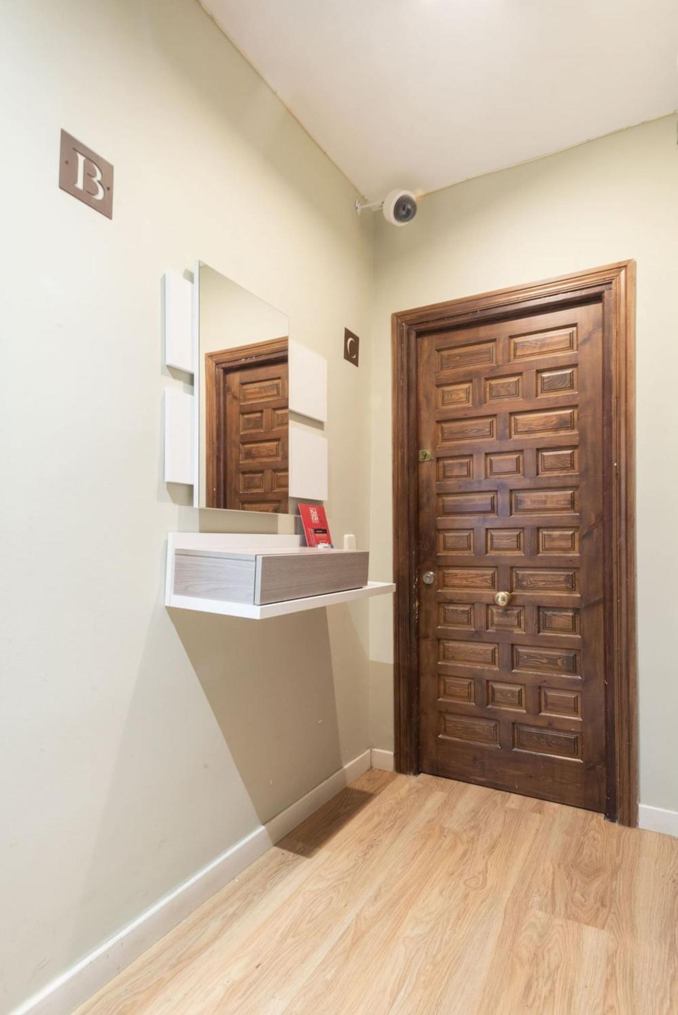 Apartamentos Day Madrid Plaza De Espana Centro Gran Via Sol Malasana 外观 照片
