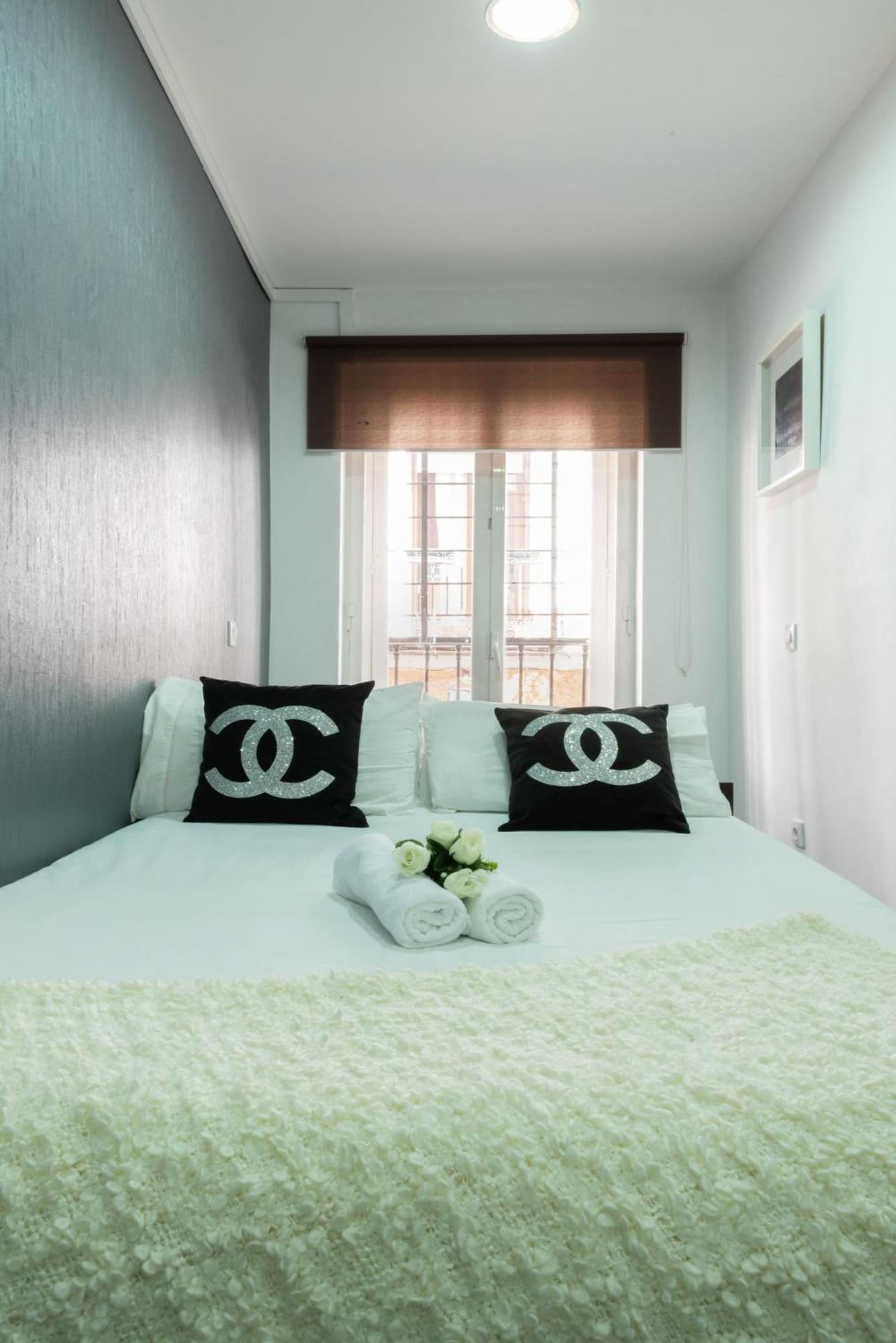 Apartamentos Day Madrid Plaza De Espana Centro Gran Via Sol Malasana 外观 照片