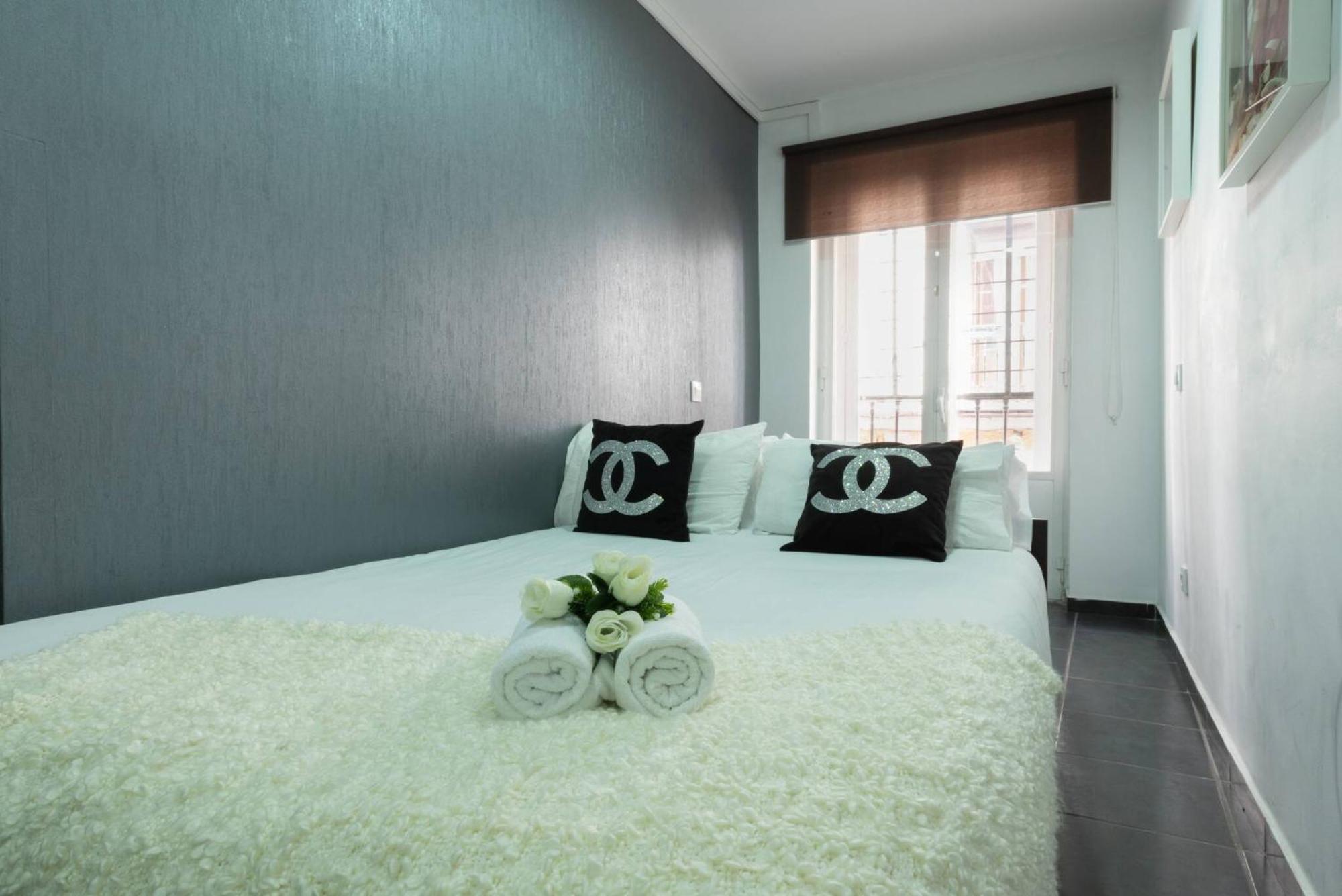 Apartamentos Day Madrid Plaza De Espana Centro Gran Via Sol Malasana 外观 照片