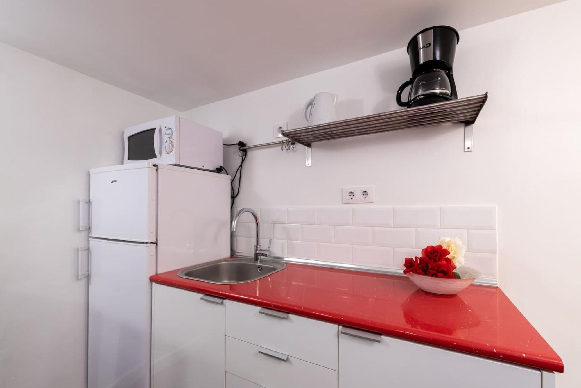 Apartamentos Day Madrid Plaza De Espana Centro Gran Via Sol Malasana 外观 照片