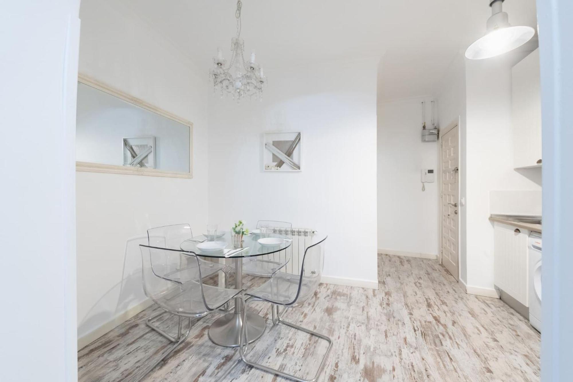 Apartamentos Day Madrid Plaza De Espana Centro Gran Via Sol Malasana 外观 照片