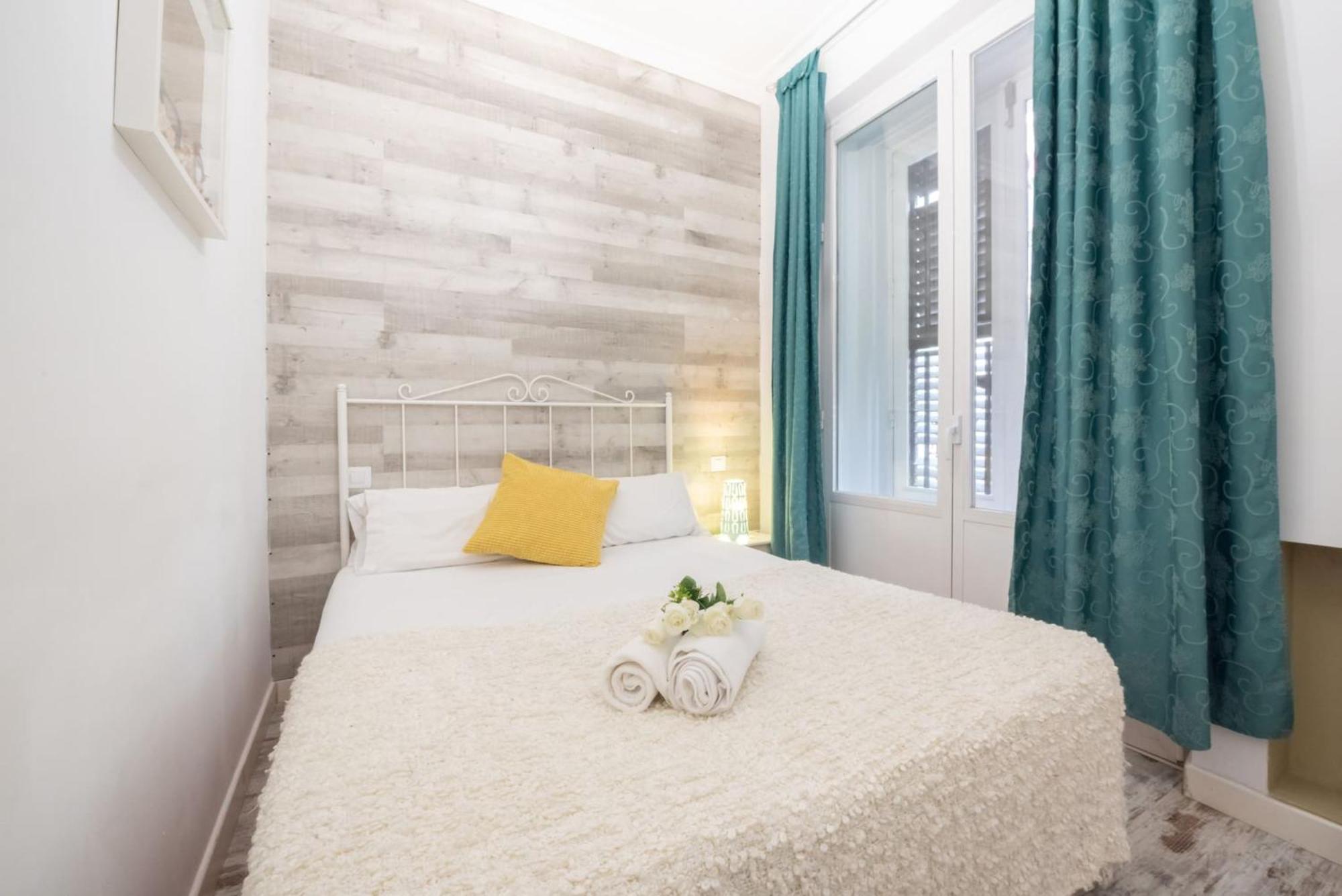 Apartamentos Day Madrid Plaza De Espana Centro Gran Via Sol Malasana 外观 照片