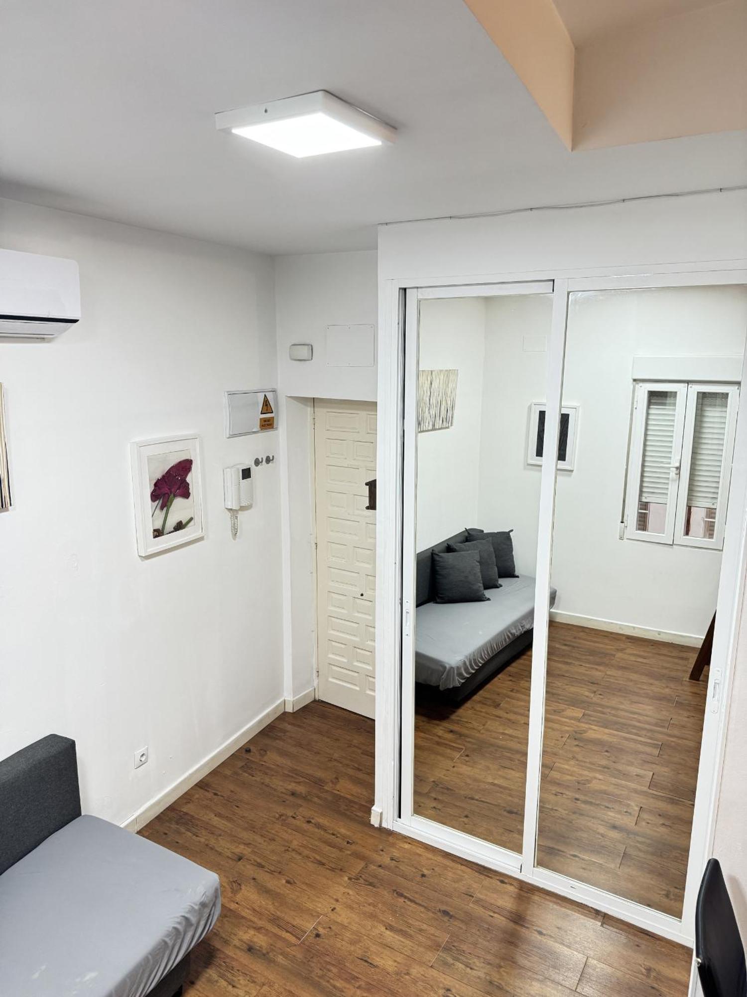 Apartamentos Day Madrid Plaza De Espana Centro Gran Via Sol Malasana 外观 照片